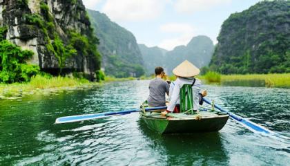 Kinh tế Việt Nam sẽ phục hồi mạnh mẽ trong nửa cuối năm nhờ du lịch mở cửa trở lại